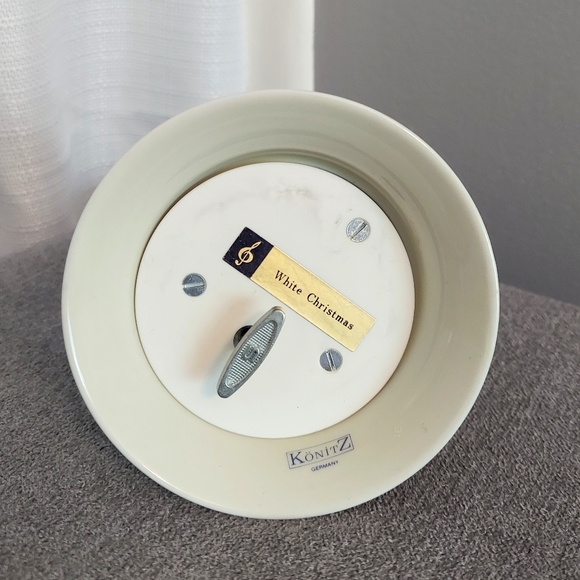 Vintage Konitz Musical Christmas Bell Plays White Christmas Porcelain Germany - Picture 7 of 7